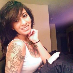 Meet your Posher, Dalia